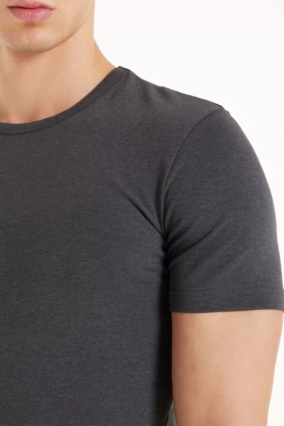 Tezenis Maglia Termica Uomo in Tessuto di Cotone Confortevole