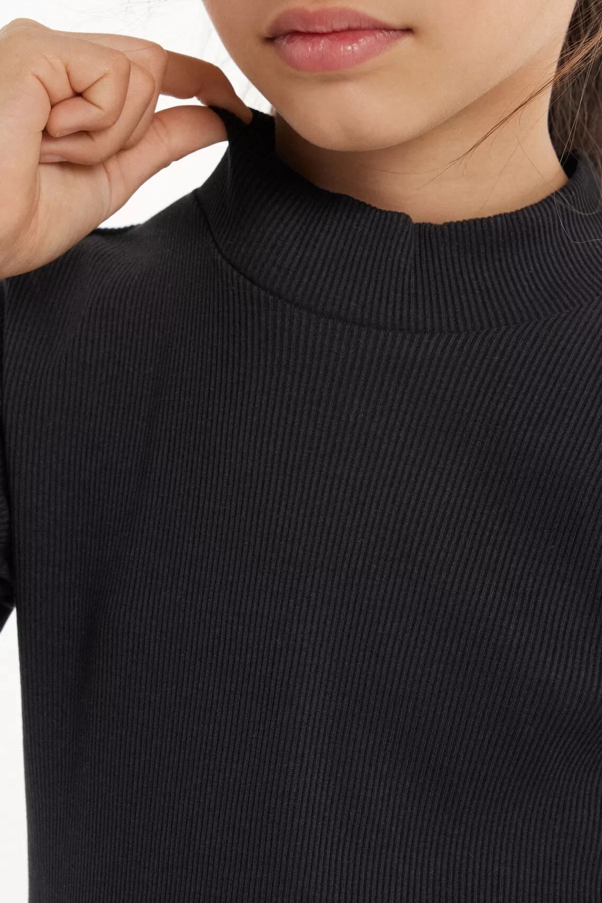 Maglietta Unisex per Neonati e Bambini 18 Mesi-8 Anni - Scollo Tondo in Trama Jacquard - Modello Confezione Rigida Tezenis - Maniche Lunghe Autunnali Comode e Morbide - Costine Elastiche Ideale per Intimo o Abbigliamento Casual