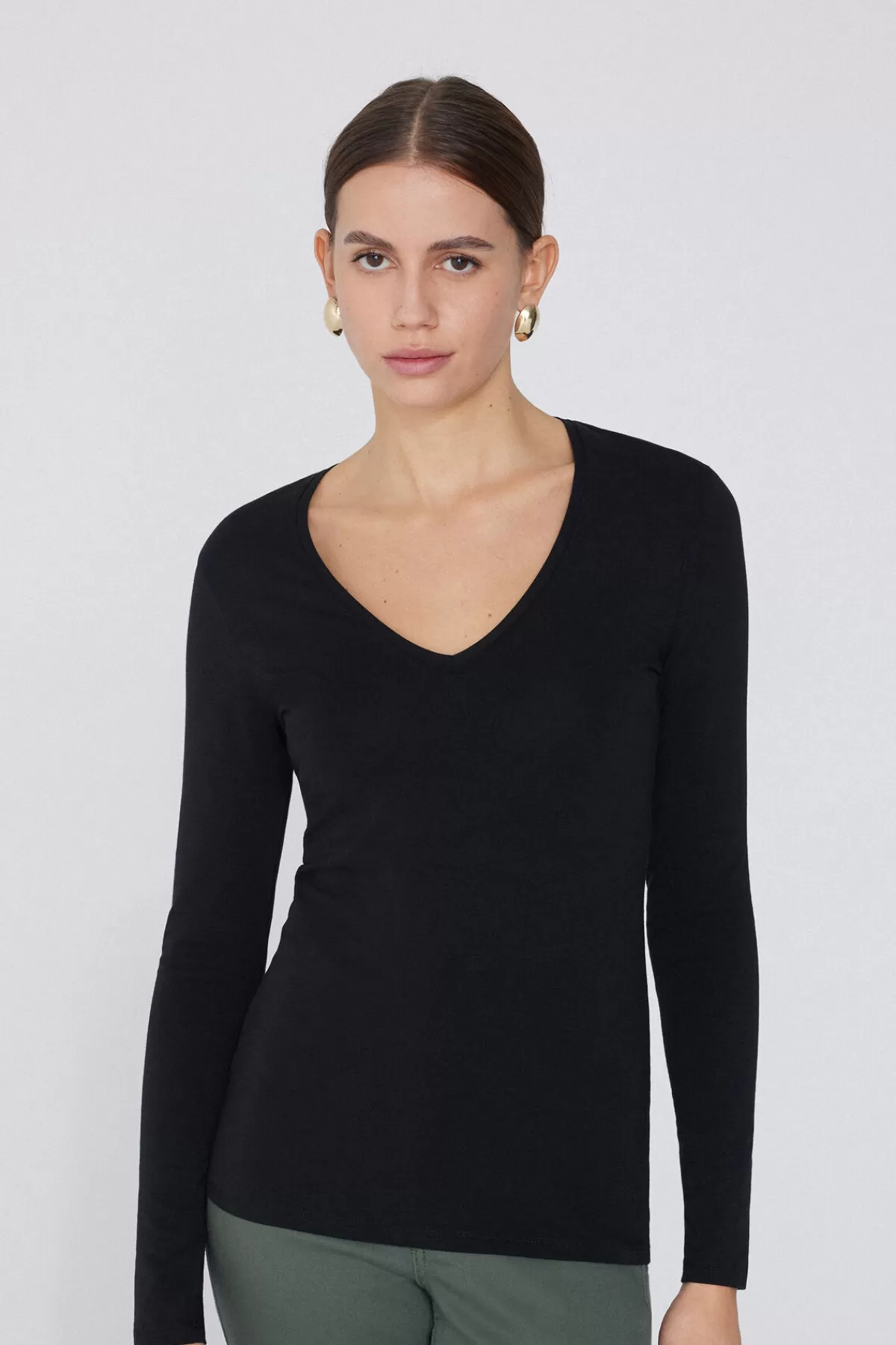 Maglione Donna con Scollo a V e Maniche Lunghe - Tessuto in Cotone Elasticizzato, Morbido e Confortevole per Autunno/Inverno | Tezenis Collection