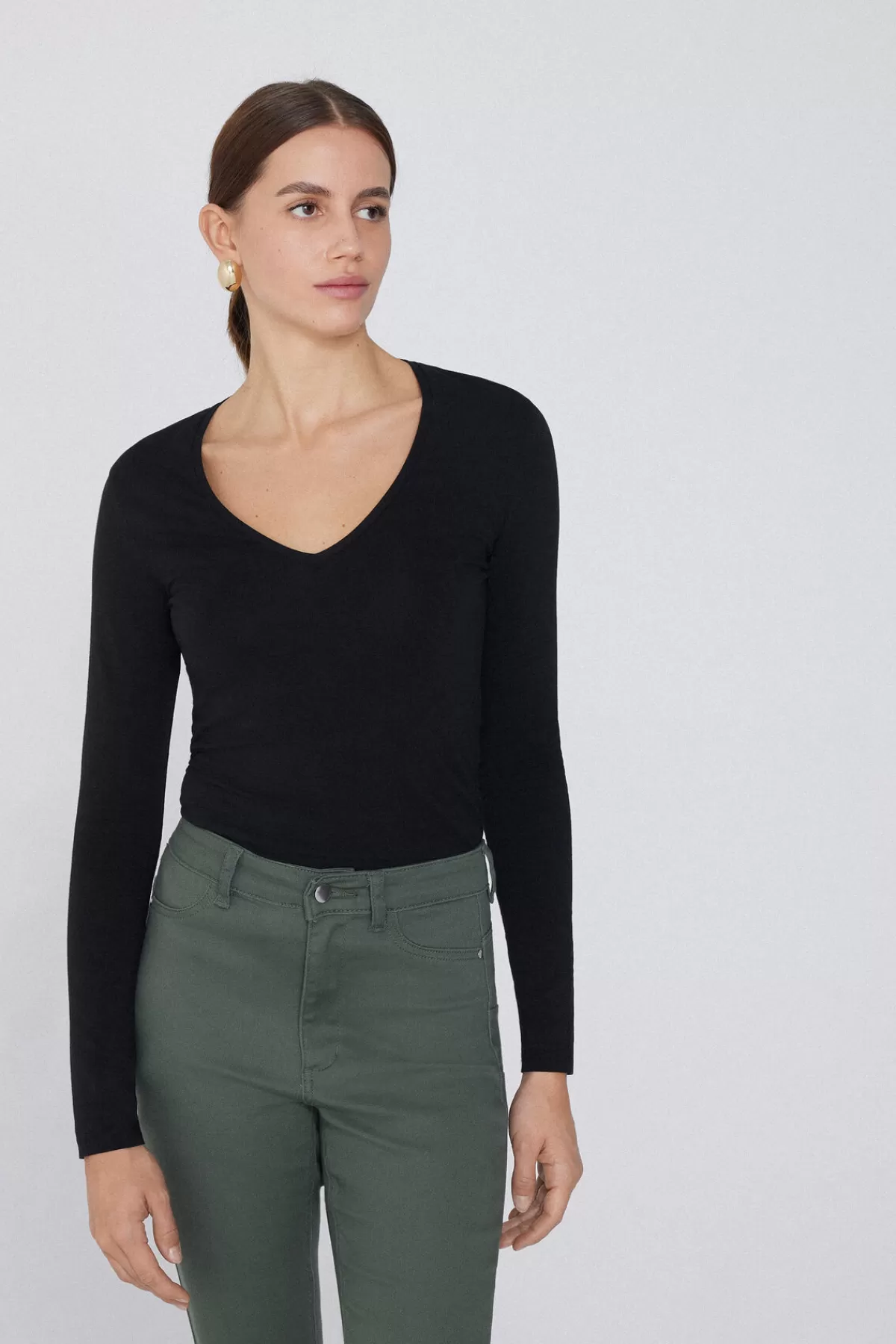 Maglione Donna con Scollo a V e Maniche Lunghe - Tessuto in Cotone Elasticizzato, Morbido e Confortevole per Autunno/Inverno | Tezenis Collection