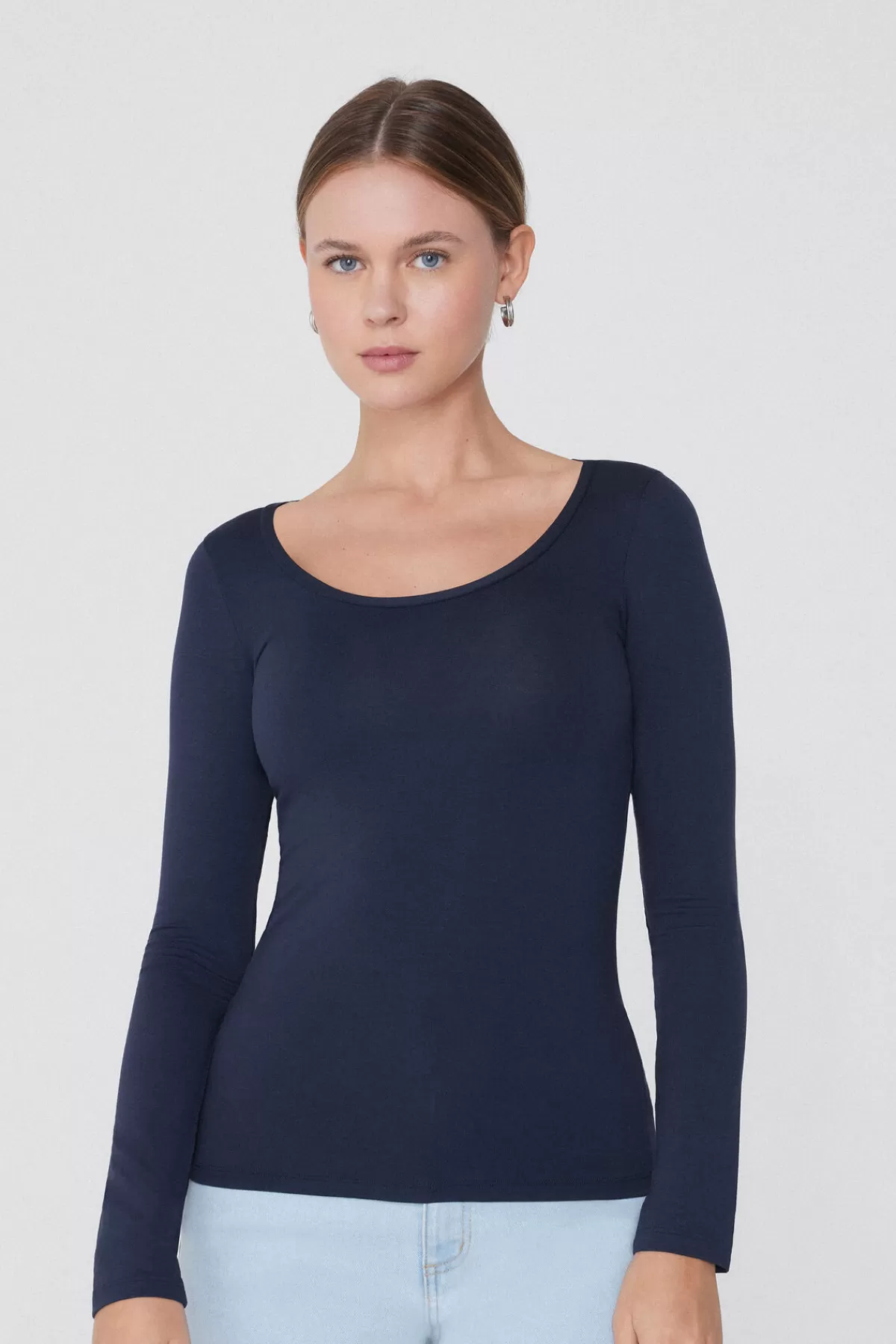 Tezenis - Maglieria Donna con Scollo Rotondo e Maniche Lunghe, Realizzata in Viscosa Morbida per Comfort Ottimale
