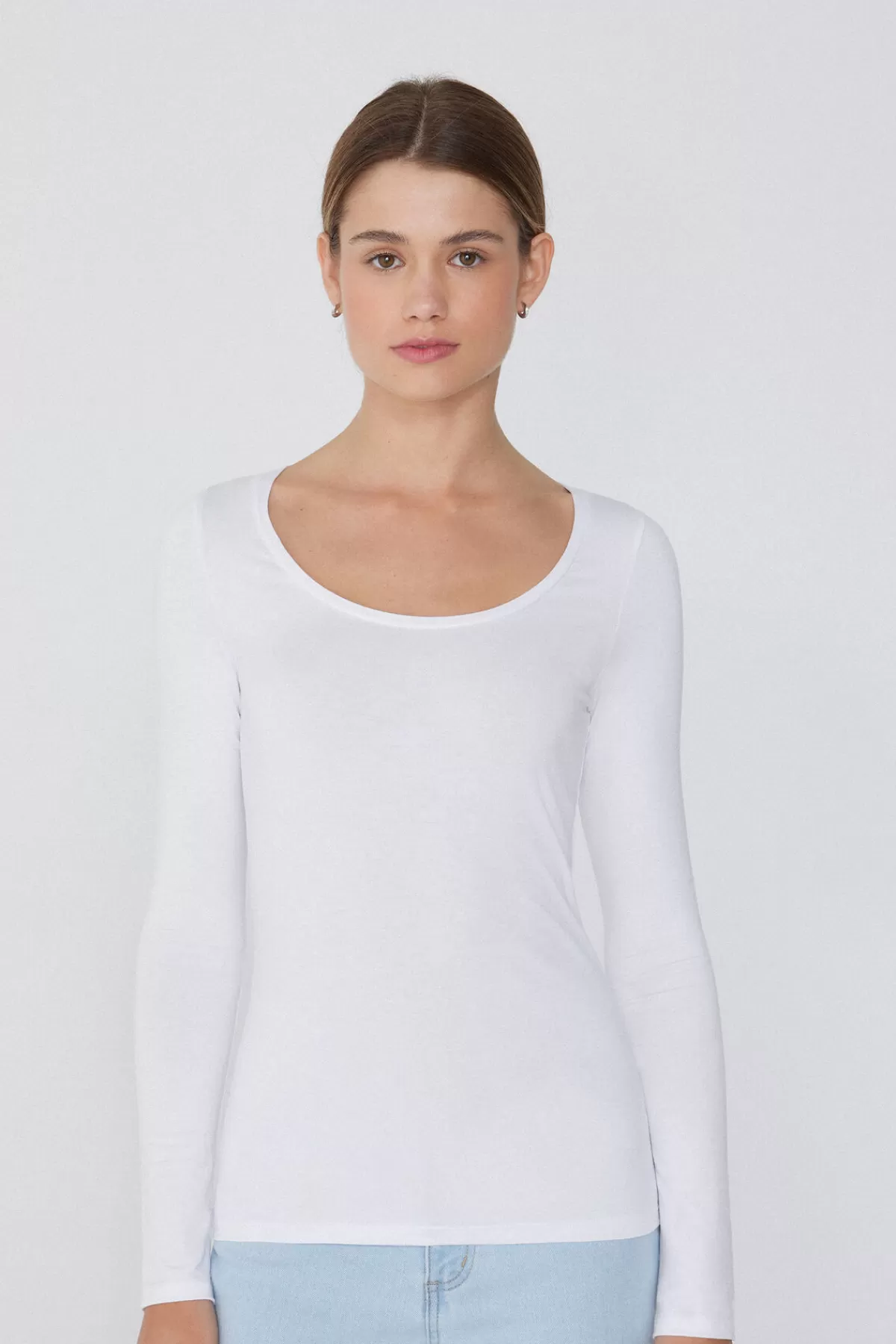 Maglieria Elegante Donna con Scollo a Madonna e Maniche Lunghe - Viscosa Morbida per Comfort Ottimale
