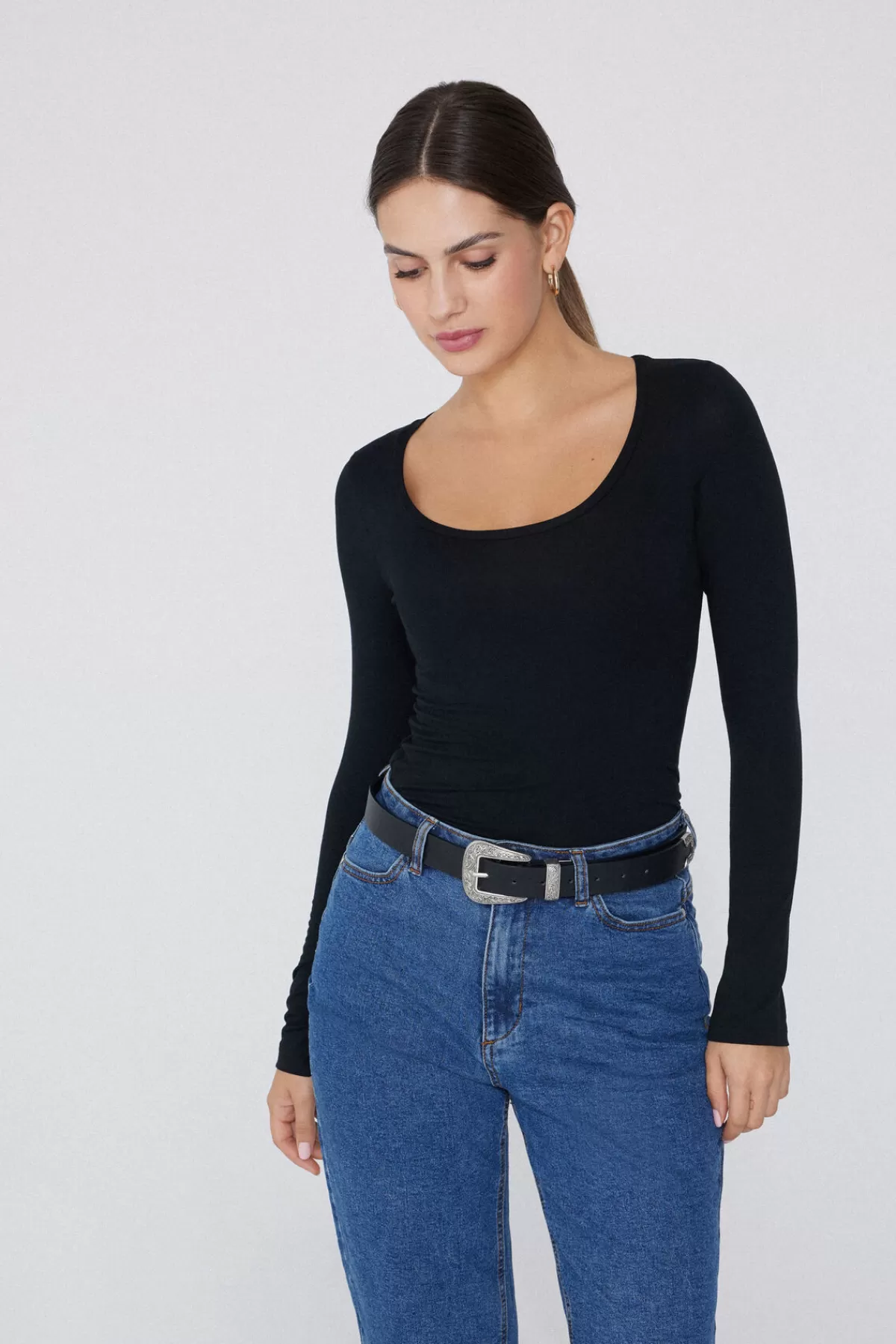 Maglione Donna con Scollo a Madonna e Maniche Lunghe - Viscosa Morbida di Tezenis