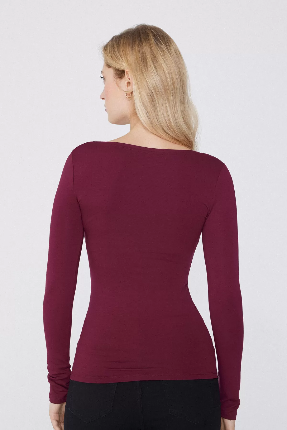 Maglione Donna con Scollo Tondo Oversize e Maniche Lunghe in Viscosa Morbida - Tezenis Collection Autunno/Inverno