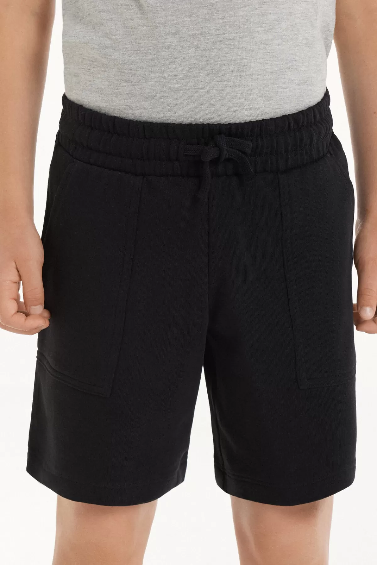 Tezenis Pantaloncini Estivi in Morbida Felpa di Cotone con Tasche Comode - Modello Junior Per Bambini