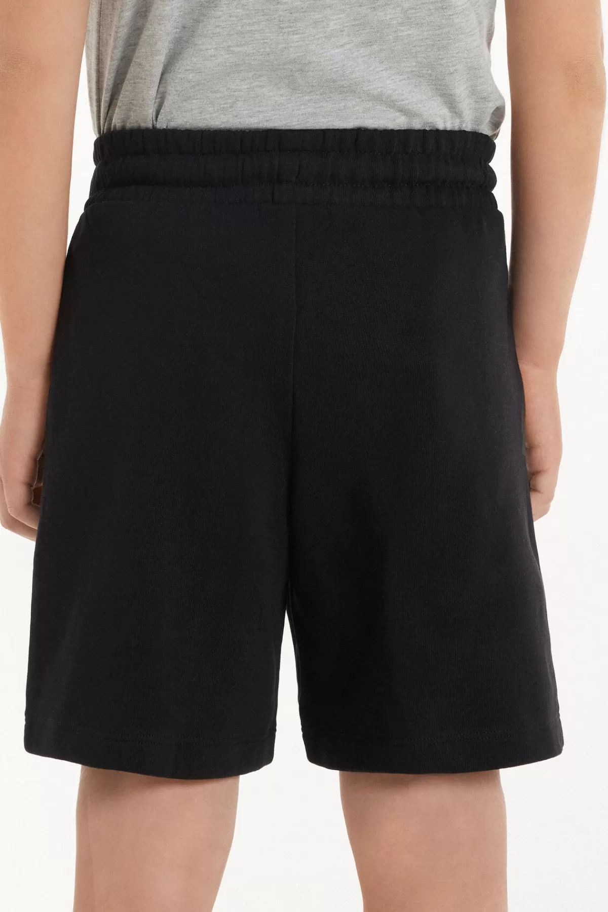 Tezenis Pantaloncini Estivi in Morbida Felpa di Cotone con Tasche Comode - Modello Junior Per Bambini