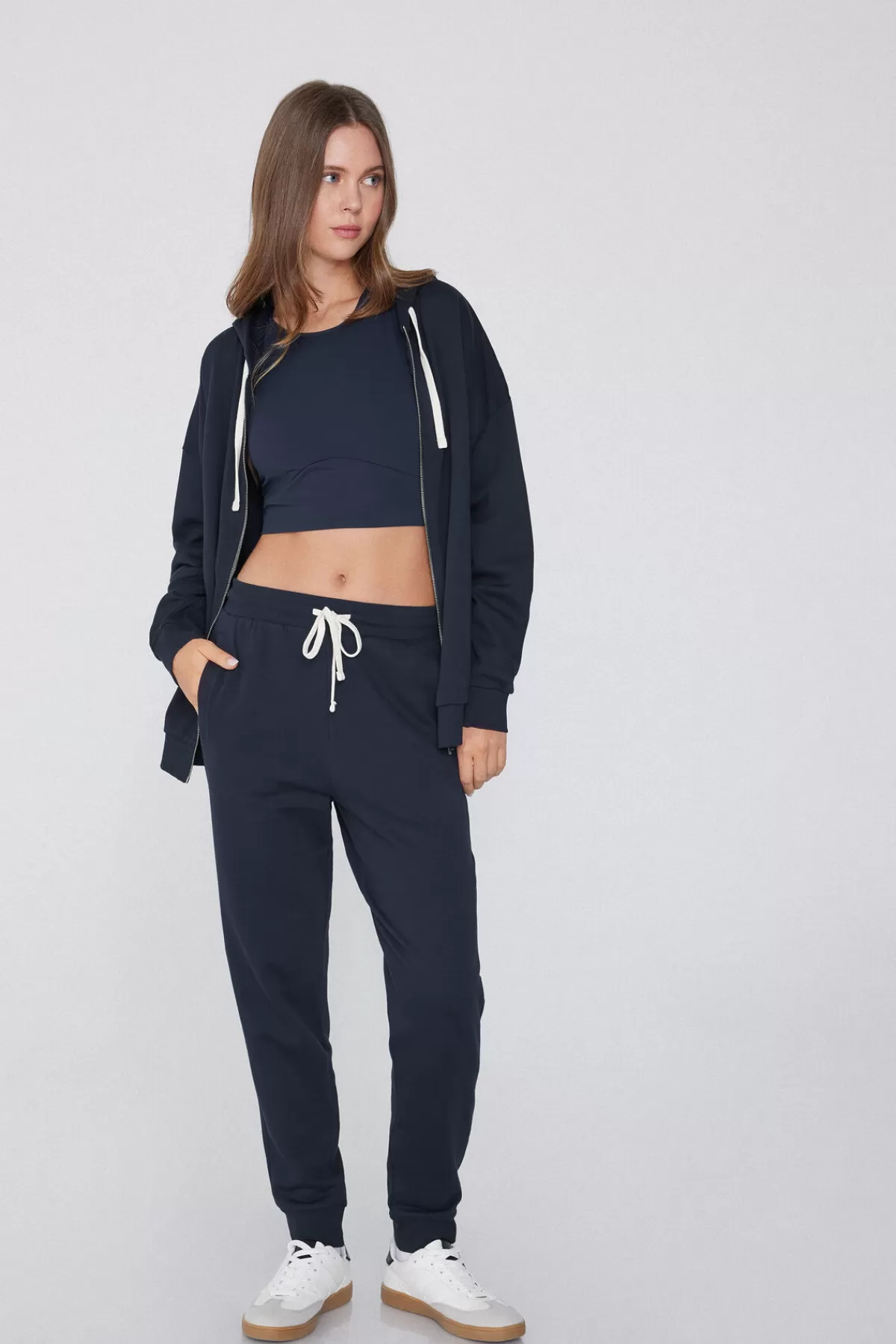 Tezenis Pantaloni Donna in Felpa Spessa - Comodi con Cordino Regolabile e Tasche Laterali, Ideali per il Tempo Libero