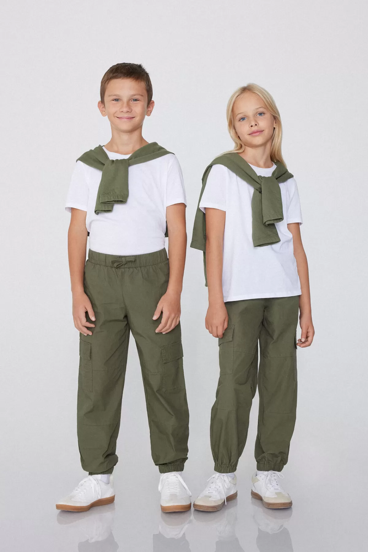 Tezenis Pantaloni Cargo Lunghi in Tela Resistenti per Bambini - Modello Comodo con Tasche Utili