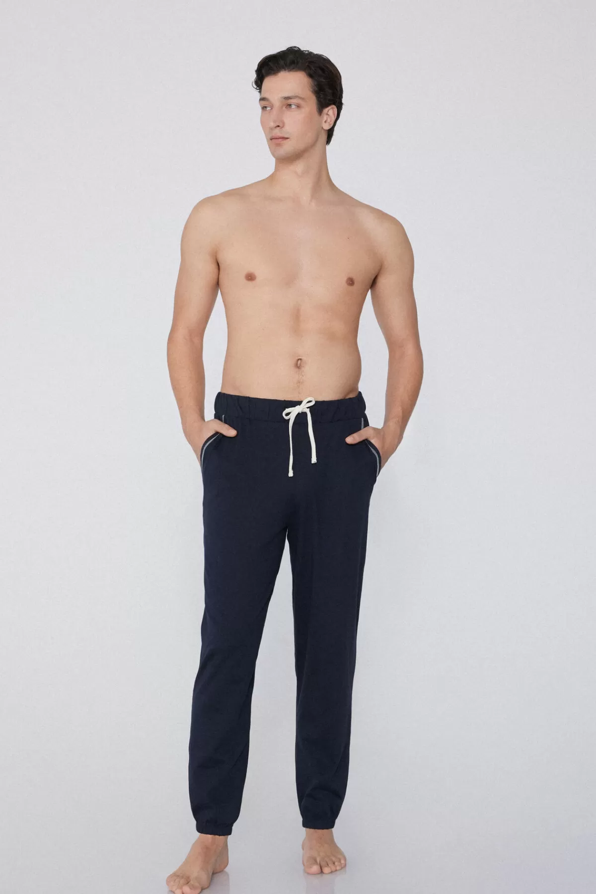 Tezenis Pantaloni Uomo Cotone Comodo con Cuciture in Contrasto, Design Moderno per Stile Casual