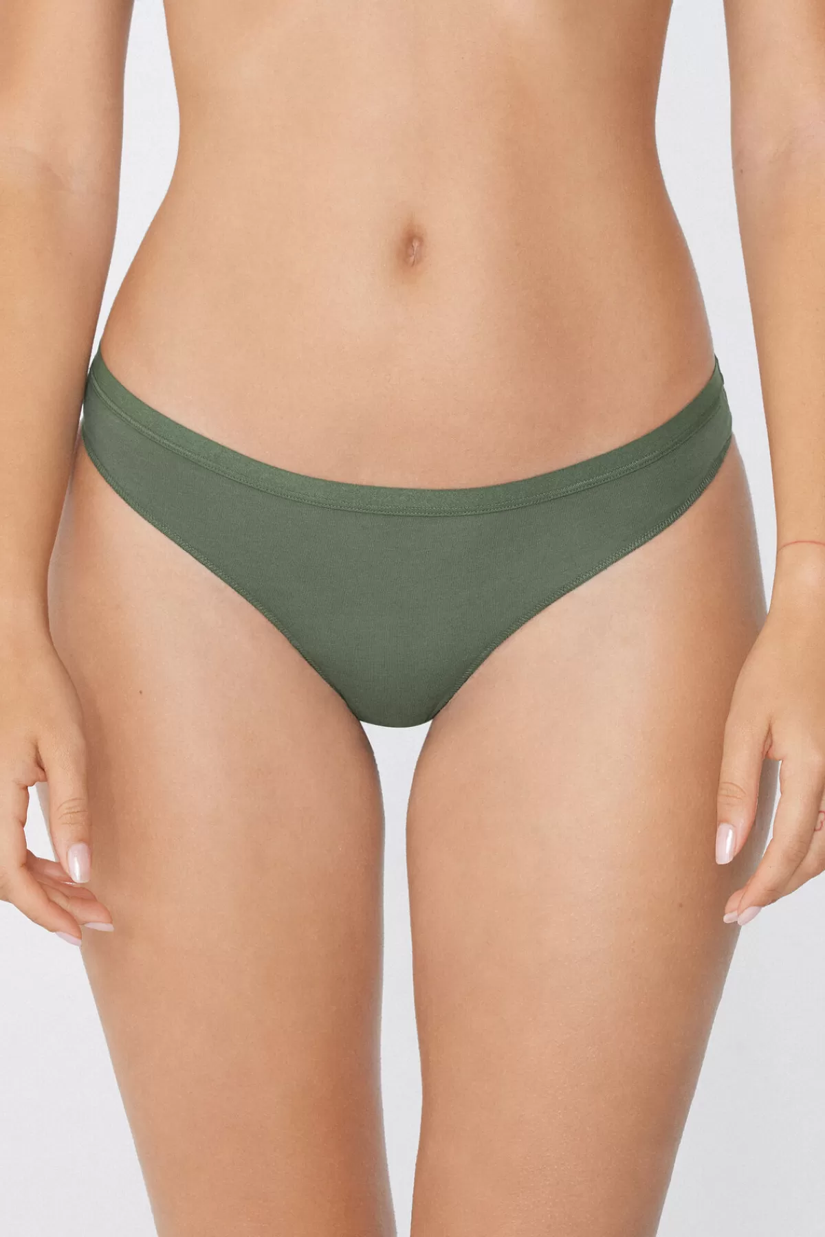 Intimo Donna Tezenis: Perizoma in Puro Cotone Biologico con Comfort Naturale