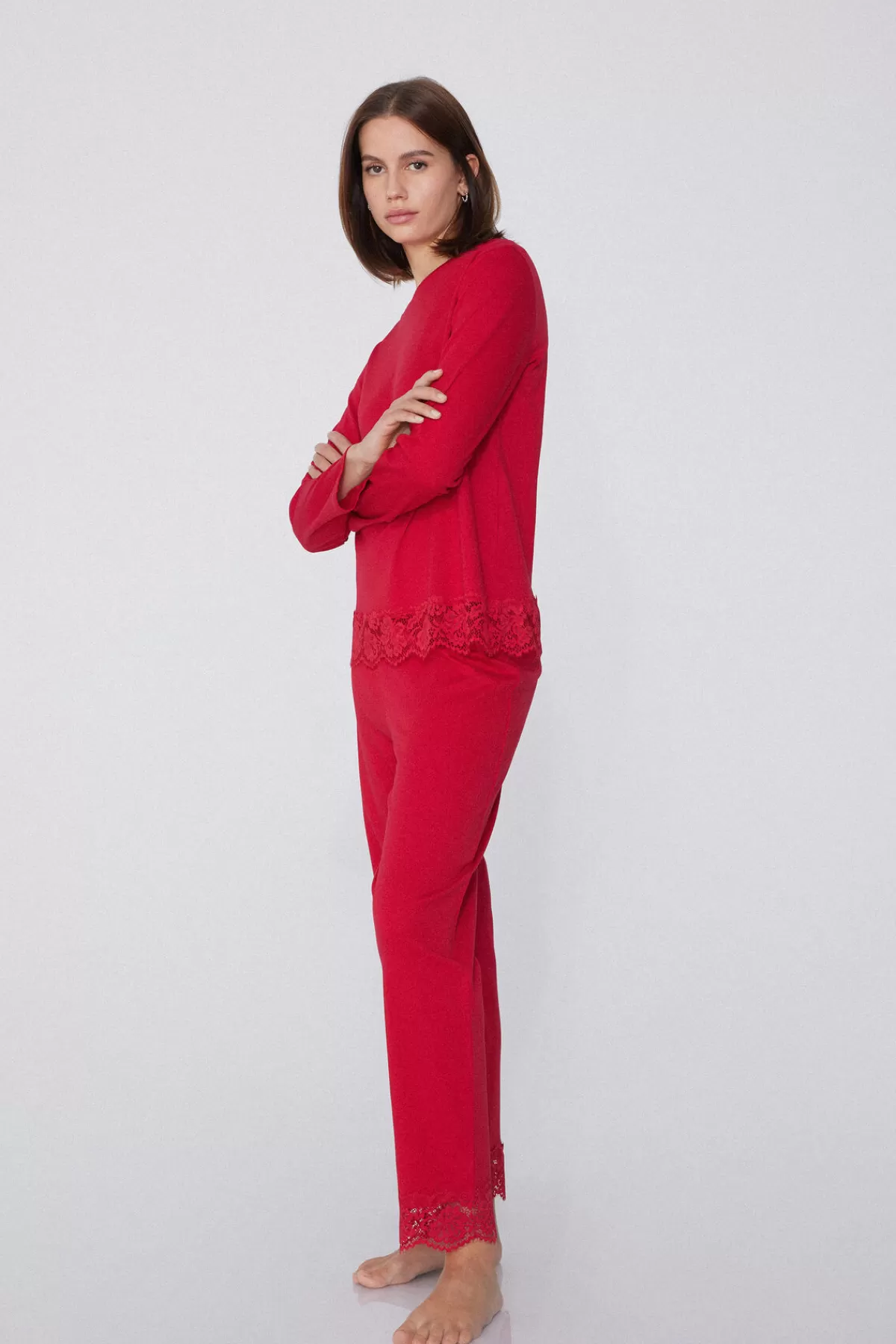 Pigiama Elegante Tezenis per Donna in Morbido Cotone Spesso con Ricami in Pizzo - Completo Notte a Due Pezzi Stile Casual per un Sonno Confortevole