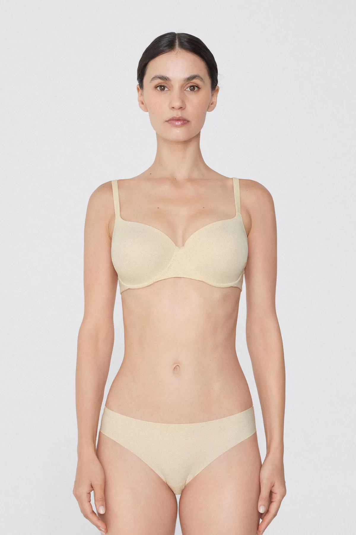 Reggiseno Balconcino Comodo in Microfibra Rigenerata Prague - Design Avvolgente Tezenis per Intimo Femminile Sostenibile