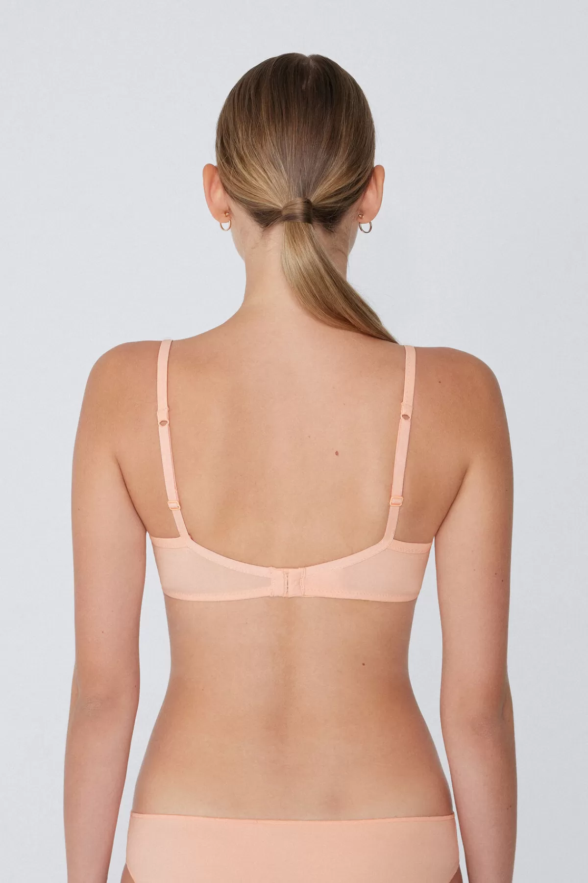Balconette Tezenis Donna: Reggiseno in Microfibra Riciclata Eco-Friendly, Conforto e Stile Senza Pari