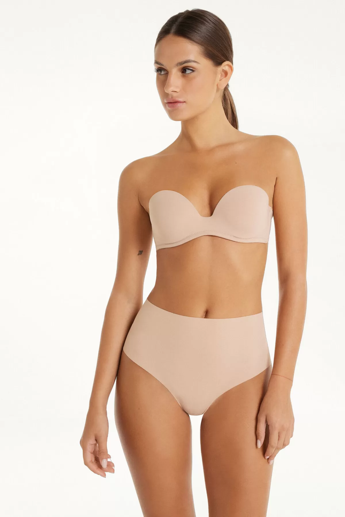 Reggiseno Tezenis Fascia Morbida con Imbottitura Ultra Confort - Microfibra Delicata Ispirazione NYC