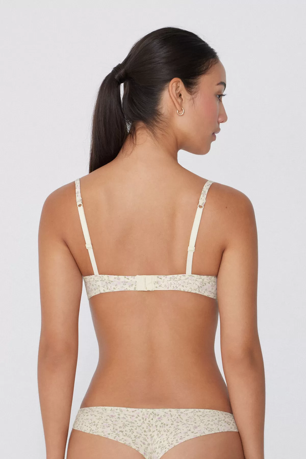 Tezenis per Donna: Soggiorno Avvolgente Stile Atene con Microfibra Morbida - Conforto e Fascino Senza Pari