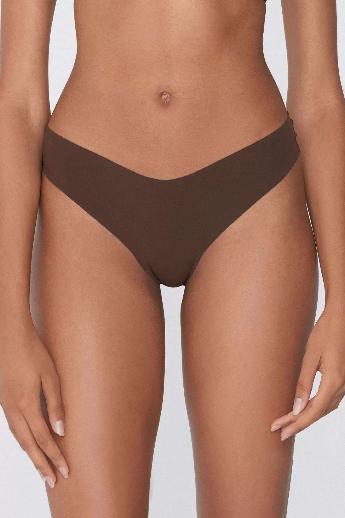 Tezenis Donna: Mutandine Brazilian Sgambato con Dettaglio a Contrasto in Morbida Microfibra Ultra Comfort