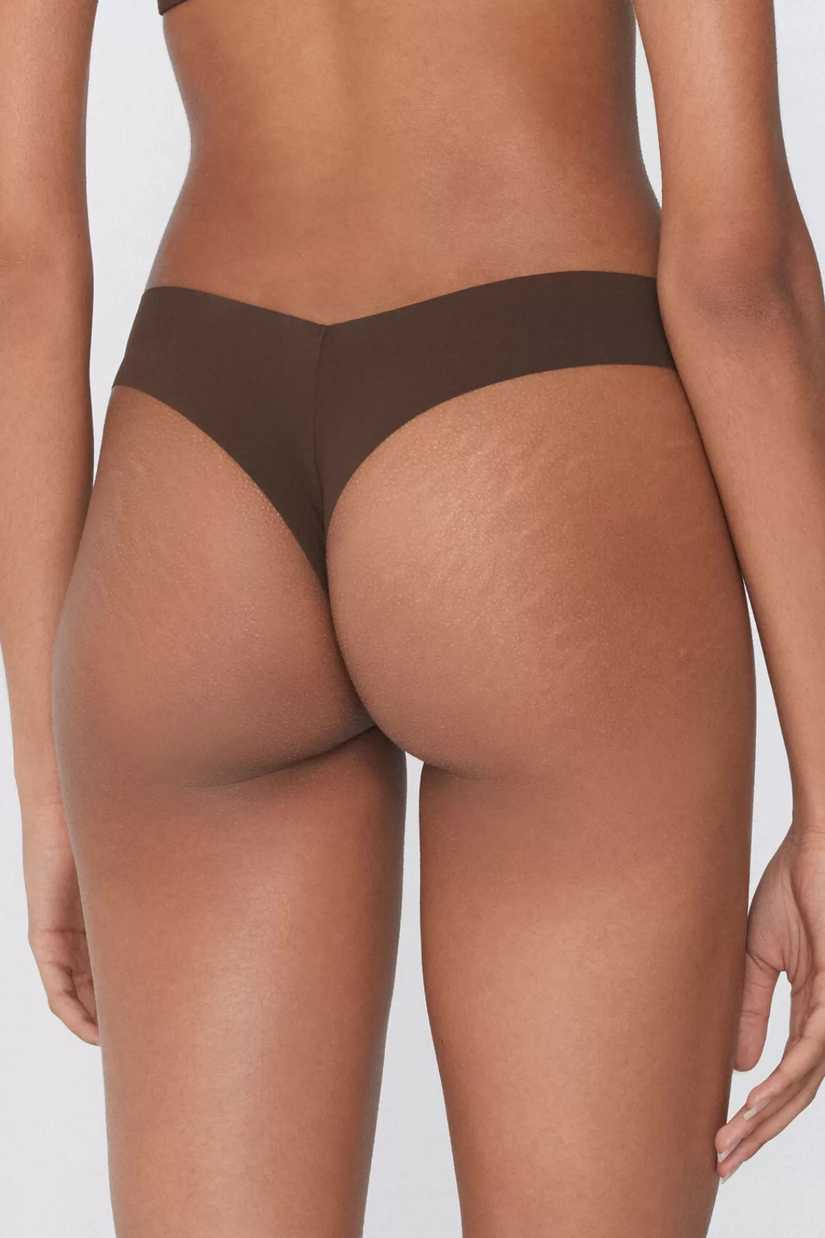 Tezenis Donna: Mutandine Brazilian Sgambato con Dettaglio a Contrasto in Morbida Microfibra Ultra Comfort