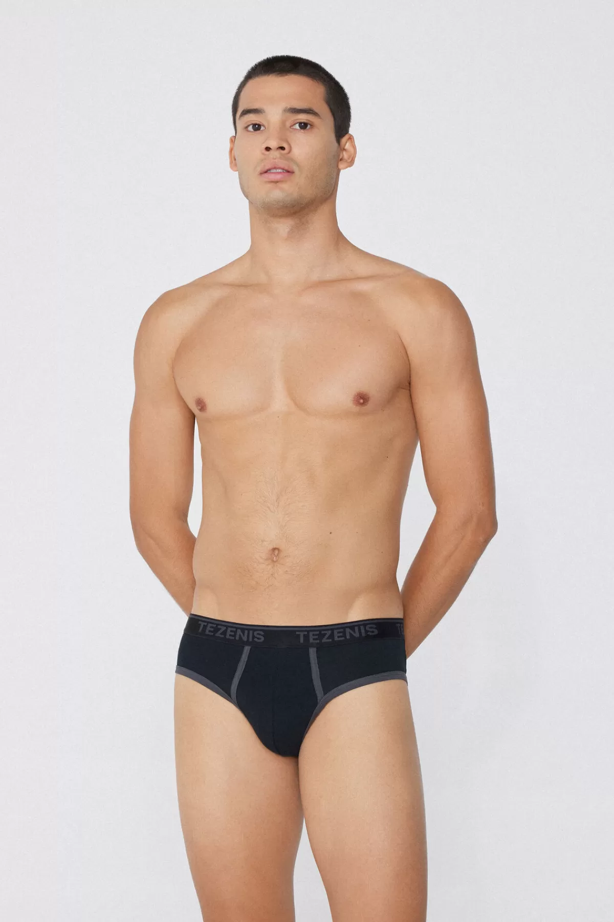 Intimo Uomo Tezenis in Morbido Cotone con Dettagli Contrastanti e Logo in Evidenza
