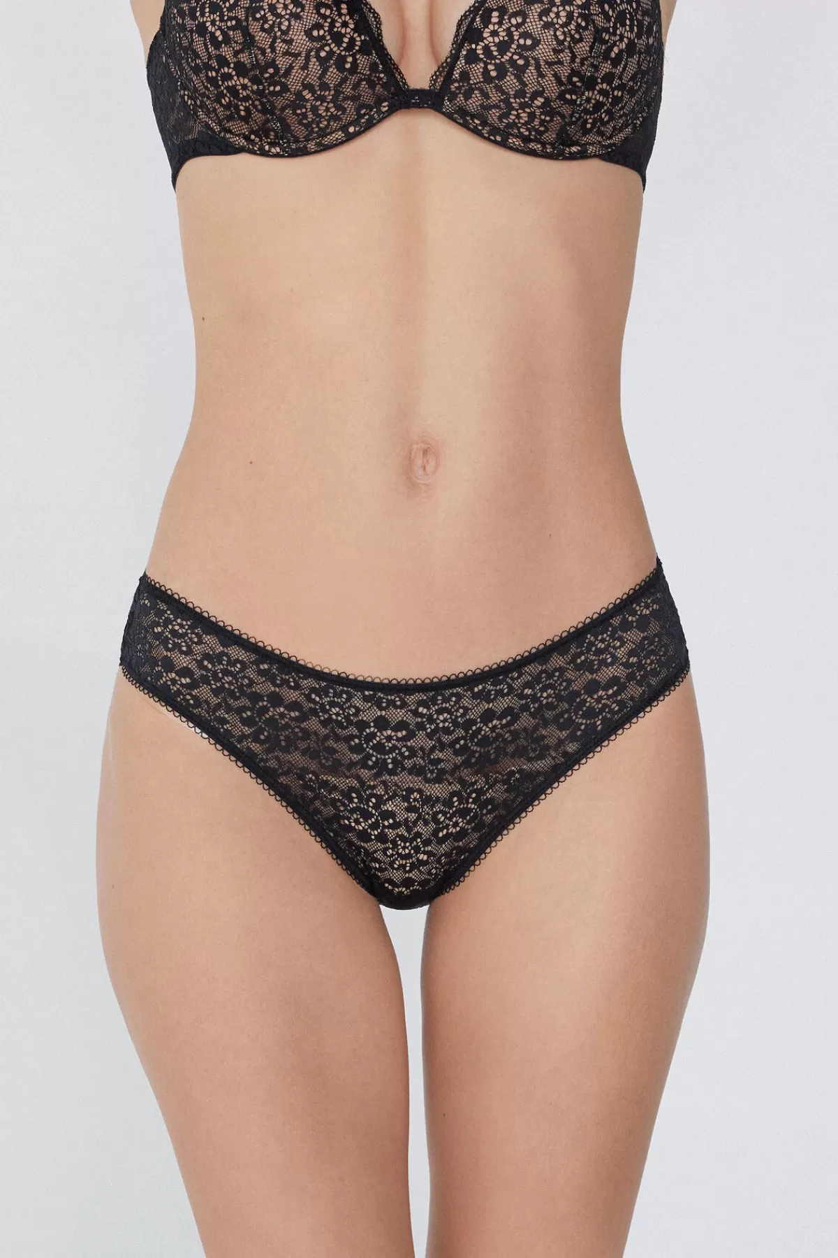 Intimo Confortevole a Gamba Alta con Design in Pizzo Sostenibile - Tezenis Collection