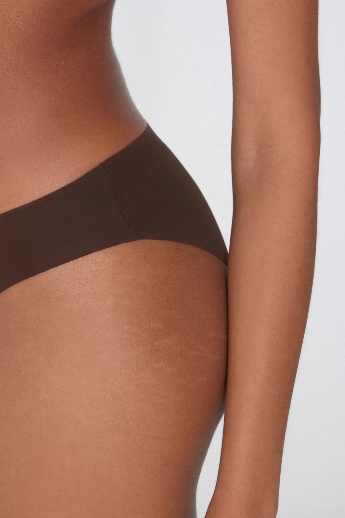 Intimo Donna Tezenis in Microfibra Ultra Morbida con Taglio Avvolgente