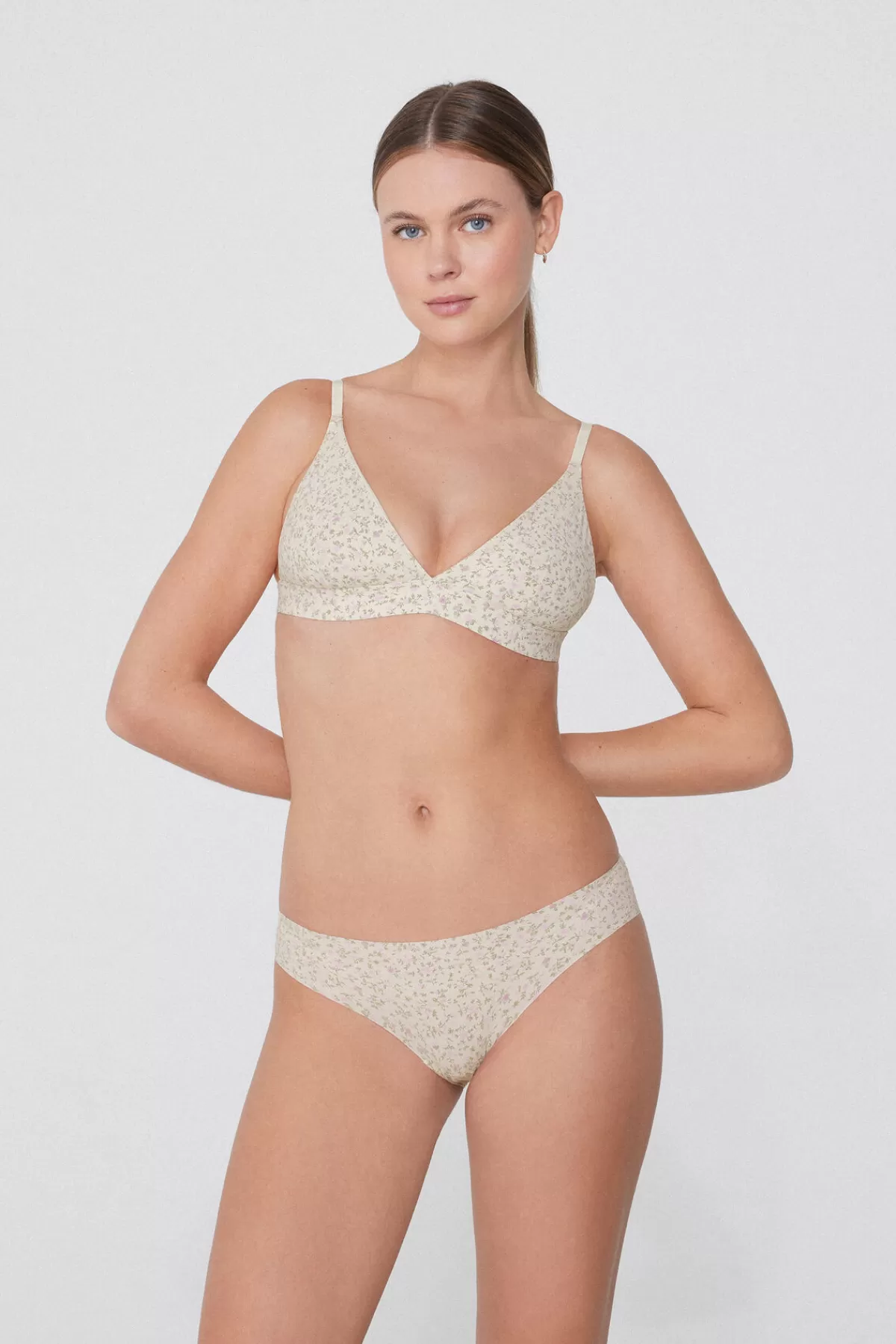Tezenis Intimo Femminile con Design Anatomico in Microfibra Confortevole - Fantasia Elegante e Taglio Avvolgente
