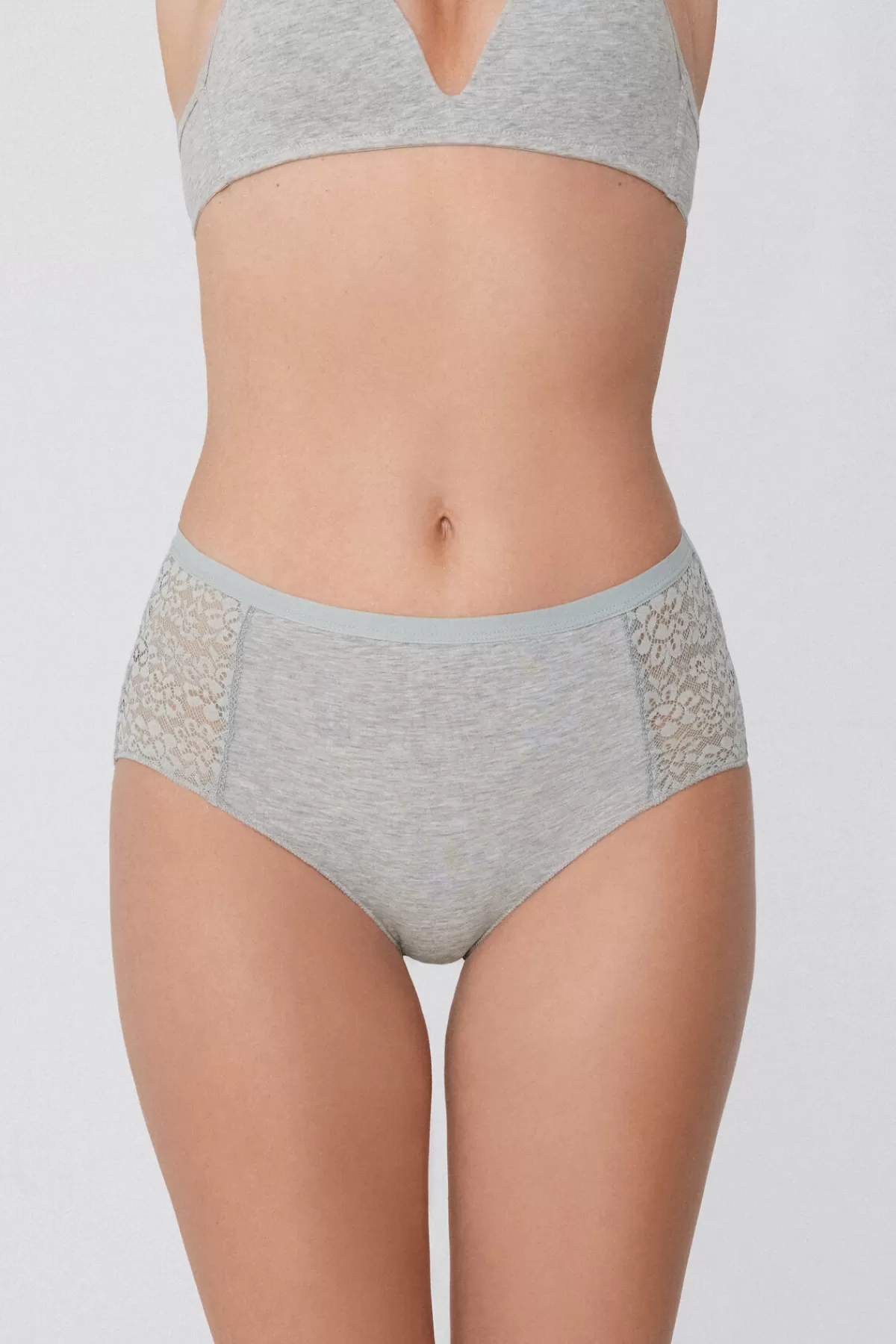 Tezenis Intimo Femminile: Slip con Pizzo Elegante e Design Alto Vita in Cotone Morbido - Confortevole e Stile Sensuale per Donna