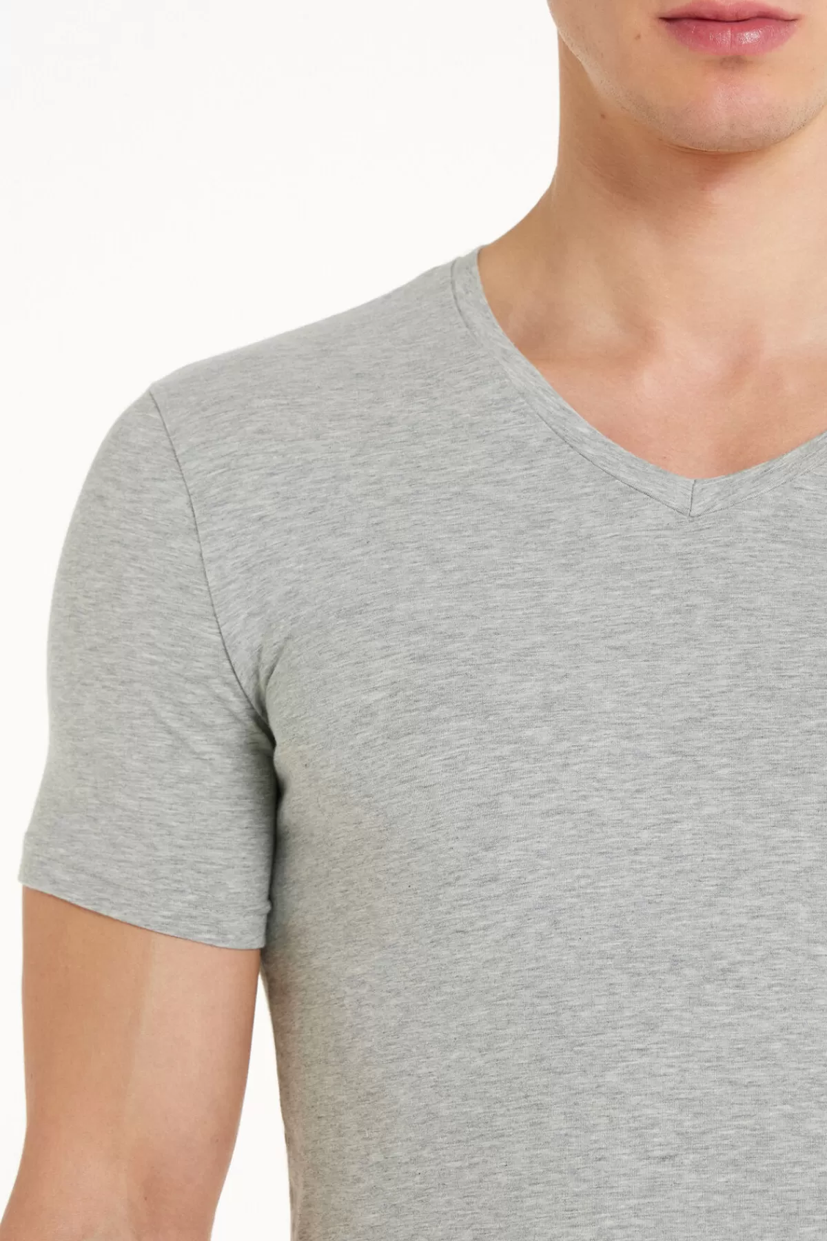 Tezenis T-Shirt Uomo con Scollo a V in Cotone Morbido ed Elasticizzato