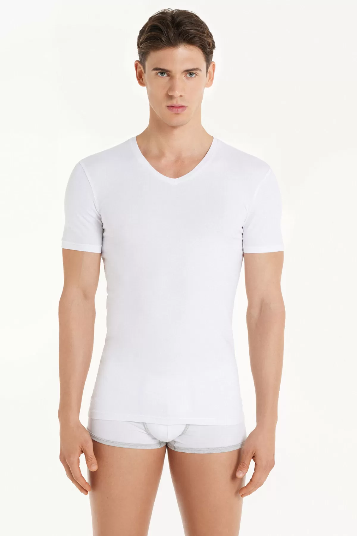 Tezenis Maglietta Uomo Scollo a V in Cotone Morbido - T-Shirt Essentials per Stile Quotidiano

（：，，，